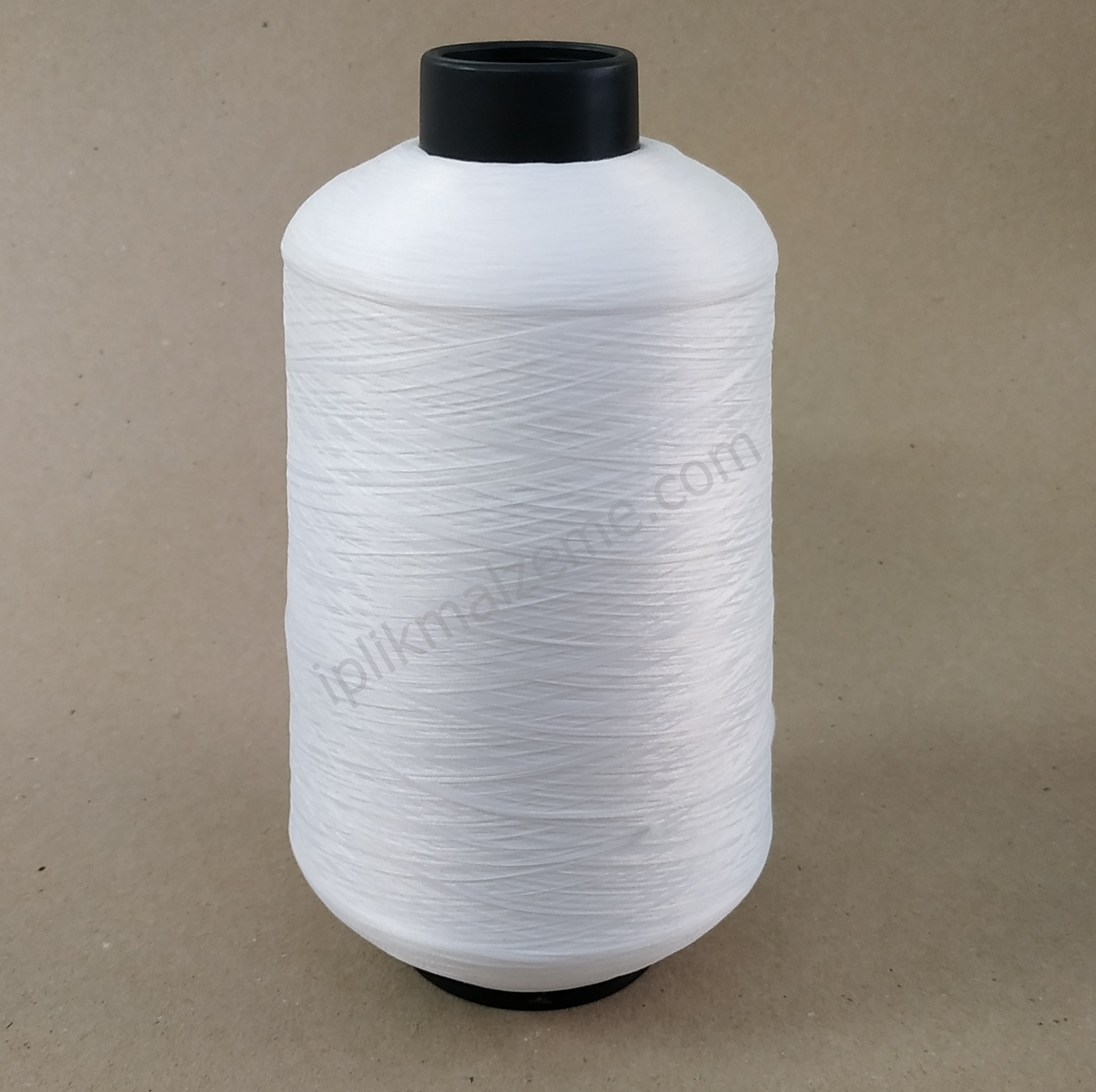 Elif 150 Denye Overlok İpliği Beyaz ( Muz İplik) 850 gr
